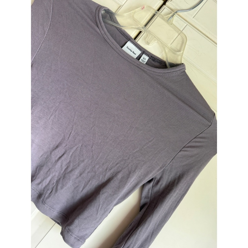 Sunday Best Aritzia Ribbed Long Sleeve Crop Top Purple XS 02-01-10098-FA22